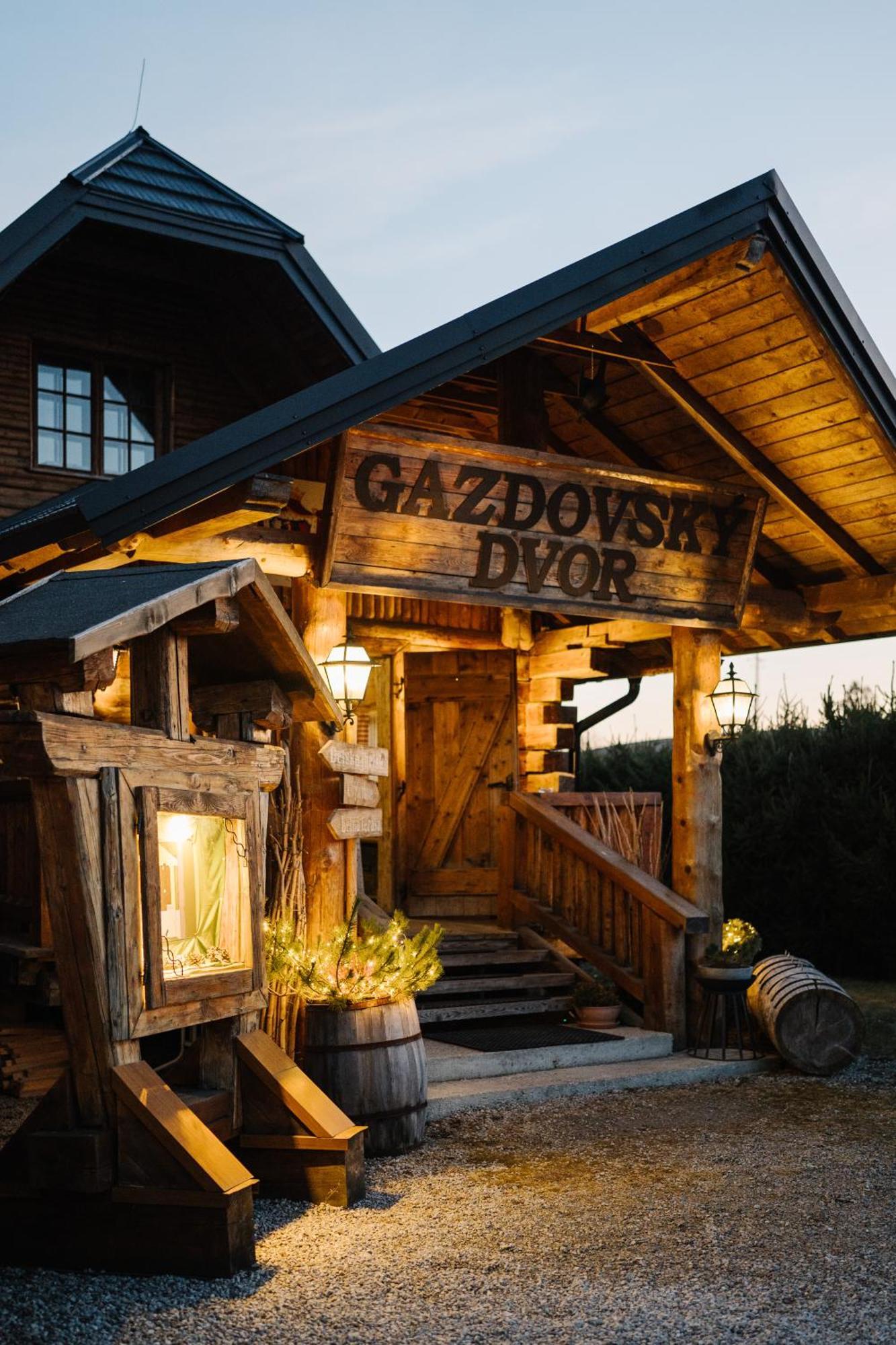 Gazdovsky Dvor B&B S Mini Wellness Bešeňová Eksteriør bilde
