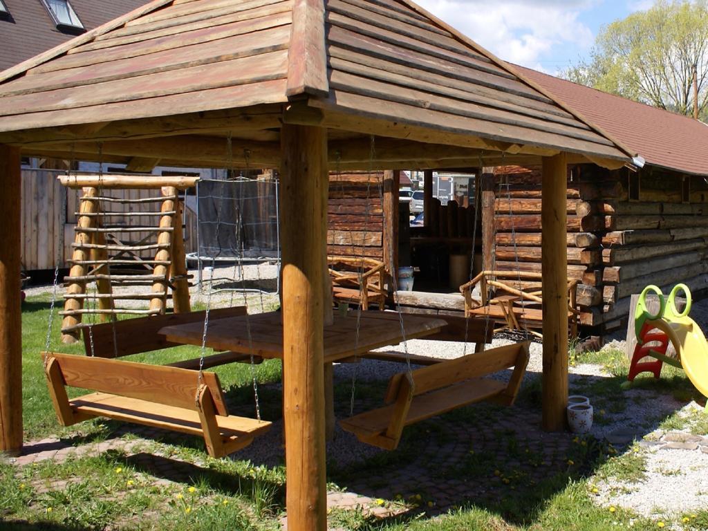 Gazdovsky Dvor B&B S Mini Wellness Bešeňová Eksteriør bilde